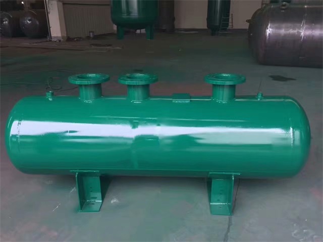 1679991473376569.jpeg 武乡武乡武乡蒸汽分气缸1.jpeg